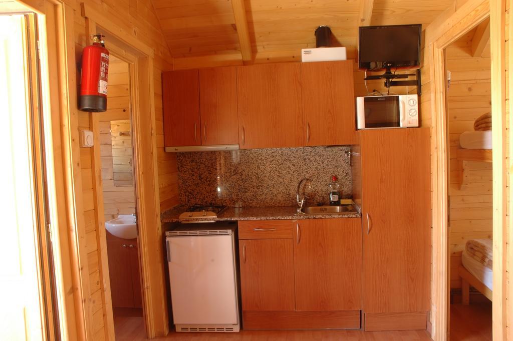 Camping Era Yerla D'Arties Phòng bức ảnh