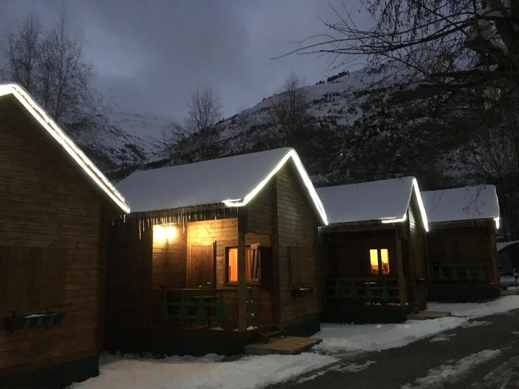 Camping Era Yerla D'Arties Ngoại thất bức ảnh