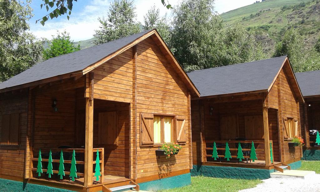 Camping Era Yerla D'Arties Ngoại thất bức ảnh