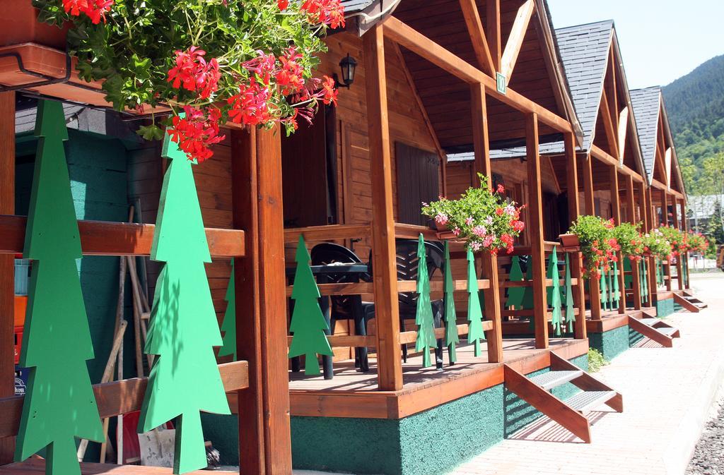 Camping Era Yerla D'Arties Ngoại thất bức ảnh